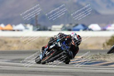 media/Dec-07-2025-CVMA (Sun) [[3e7d2de5dc]]/Race 7-Formula Lightweight Twins Shootout/